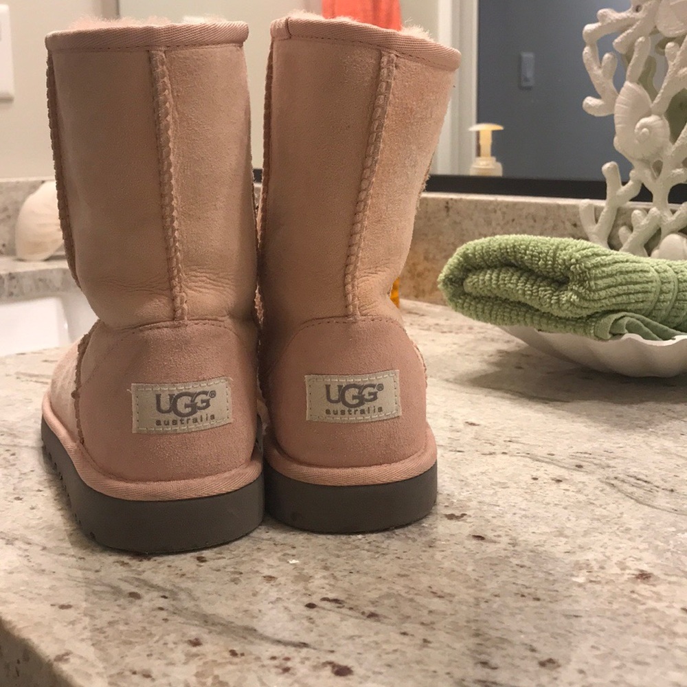 Baby pink ugg boots